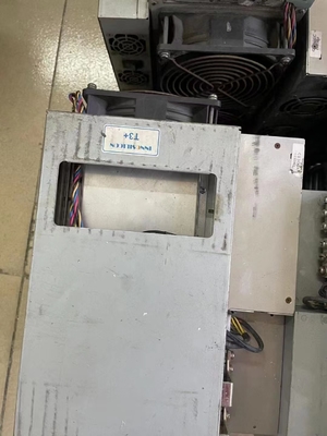 Fonte de alimentação Innosilicon T3+ pro 67T 3300W com conexão da rede Ethernet