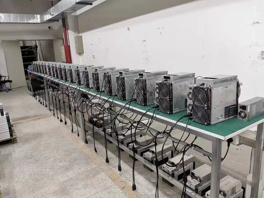 Fonte de alimentação Innosilicon T3+ pro 67T 3300W com conexão da rede Ethernet